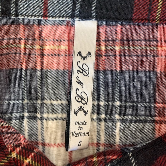 RNB top with patches - Picture 3 of 9